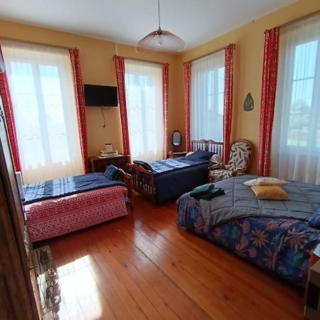 Gite La Burthe Monprimblanc Exteriér fotografie