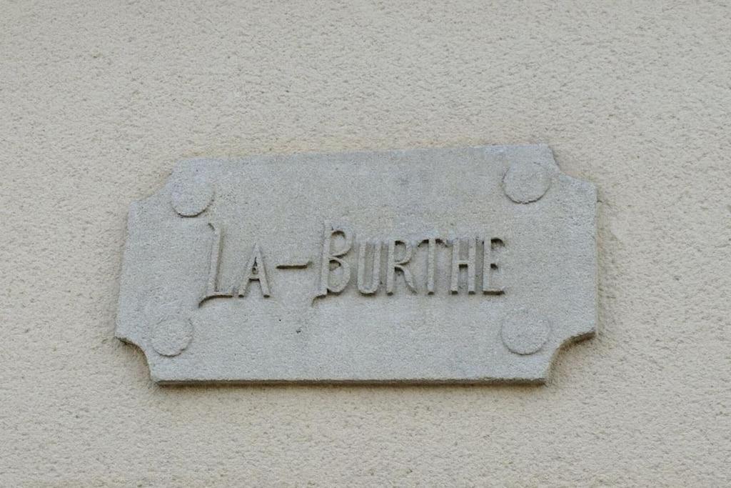 Gite La Burthe Monprimblanc Exteriér fotografie